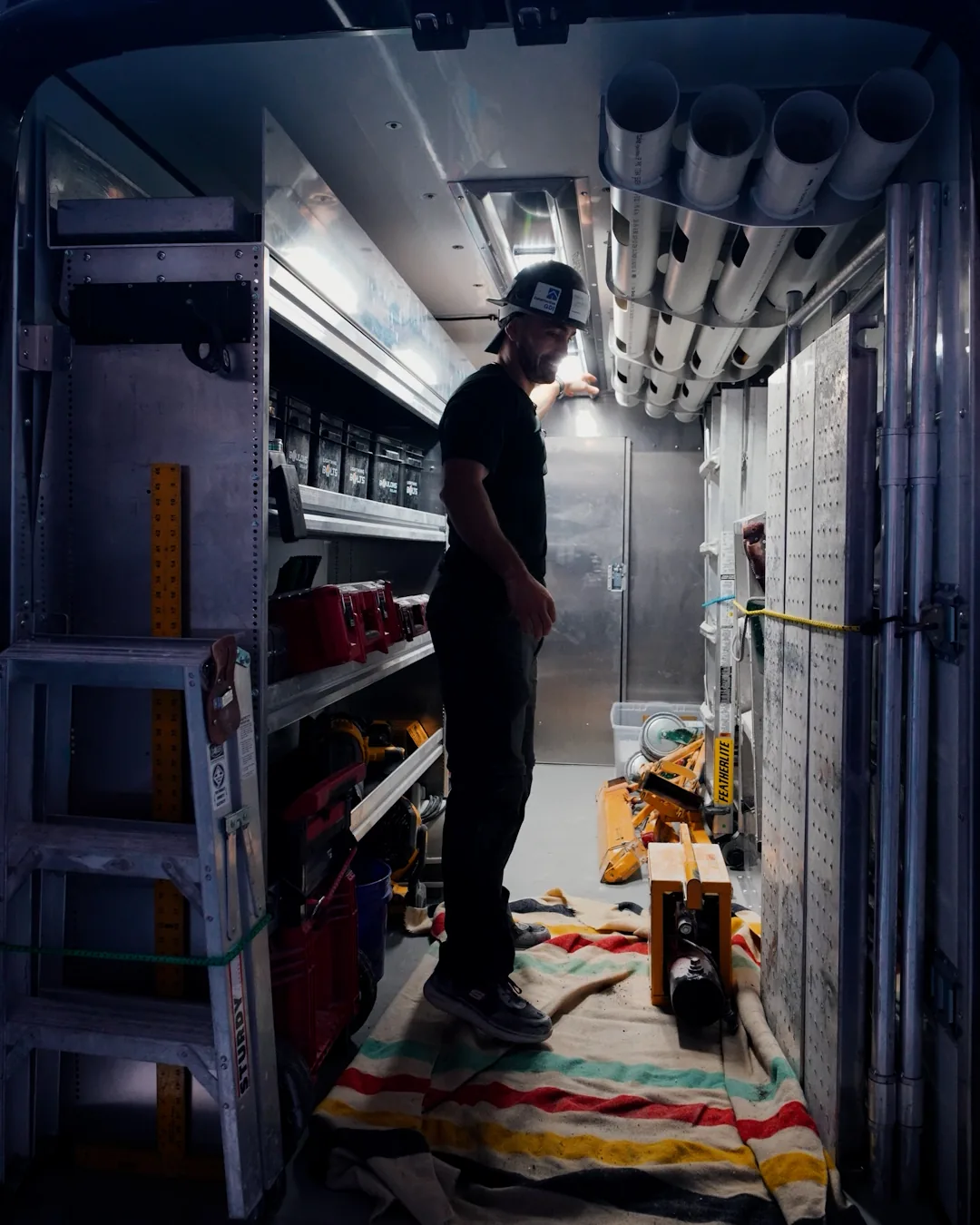 Camion atelier Mira Gypse, tout sous la main